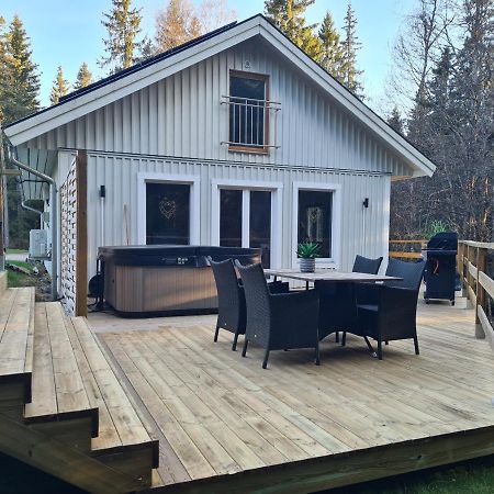 Pinebo Palace Guesthouse Ulricehamn Buitenkant foto